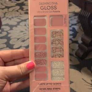 Dashing Diva Ultra Shine Gel Palette